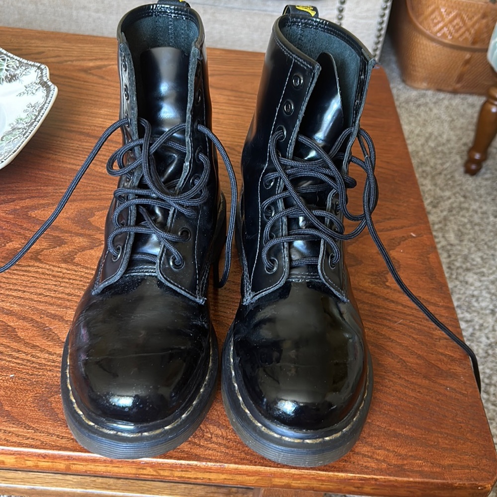 Doc Martens 1460 women’s boots